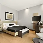 Hotel Arbor - Signature Collection