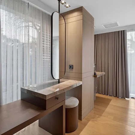 Arbor - Signature Collection